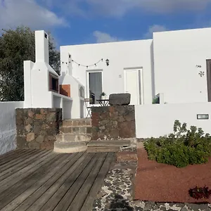 En Mercedes Apartamento Mala